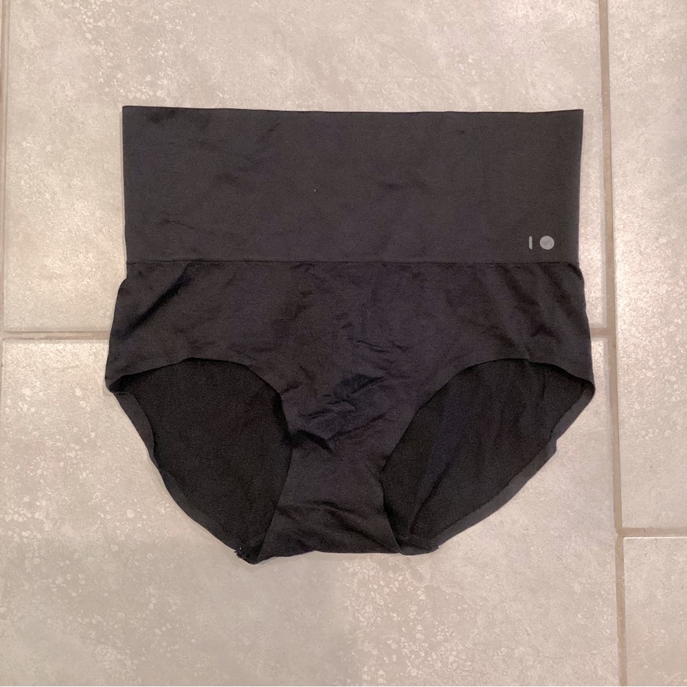 Women's Black High-Rise Shorts